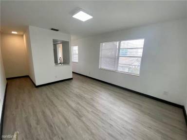 Main picture of 411 SE 10th St