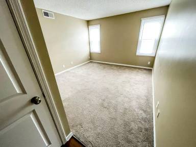 Main picture of 2412 W St