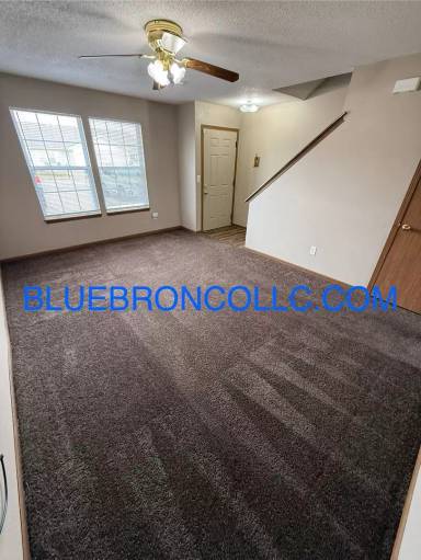 Main picture of 617 Willow Ln