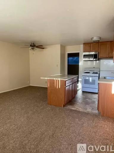 Main picture of 5412 Claremont Ave
