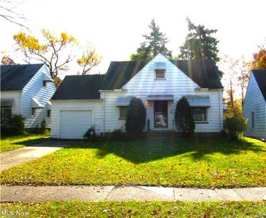 Main picture of 17306 Maple Heights Blvd