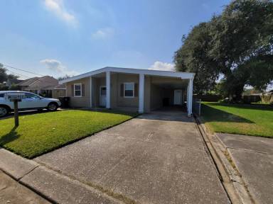 Main picture of 422 W Solidell St