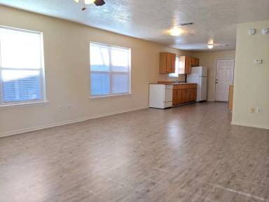 Main picture of 620 Pasler St