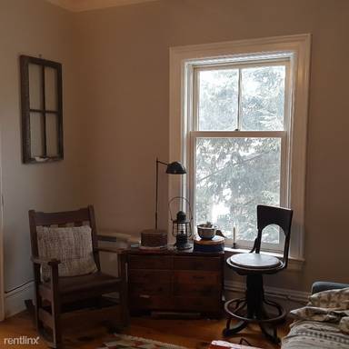 Main picture of 326 S Union St