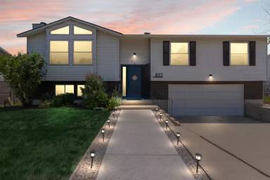 Main picture of 832 N Morton Dr