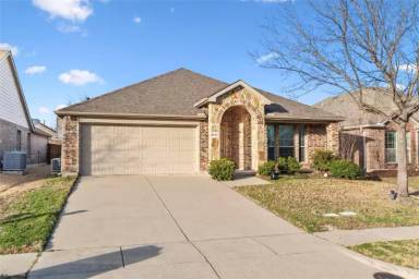 Main picture of 9608 Straightaway Dr
