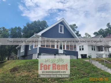 Main picture of 4205 Parker St