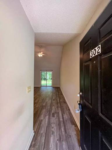 Main picture of 302 Admirals Walk Dr
