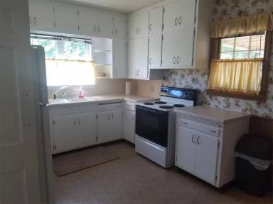 Main picture of 1501 Bixby Ave NE