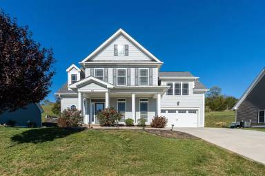 Main picture of 209 Windsor Dr