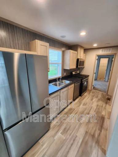 Main picture of 1901 1st St