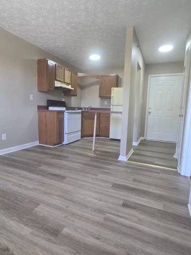 Main picture of 543 N Maple St