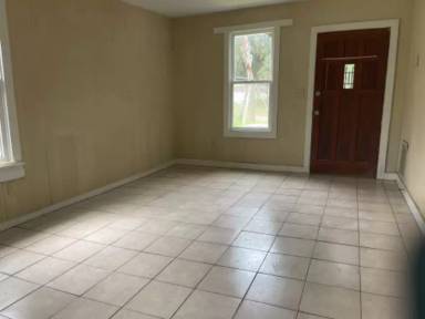 Main picture of 2351 3rd Ave