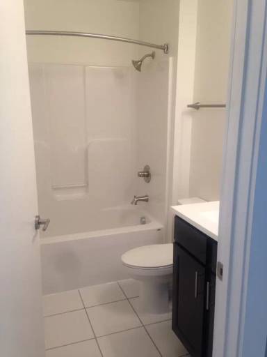 Main picture of 926 Commerce St