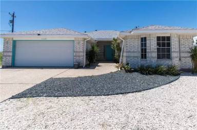 Main picture of 16049 Treebine Dr