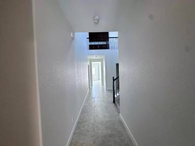 Main picture of 10735 Ridgebrook Dr