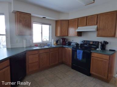Main picture of 2413 Skysail Ct