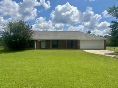 Main picture of 186 Sunny Lee Ln