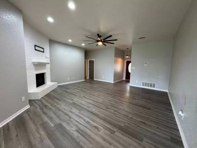 Main picture of 2805 Southwood Dr