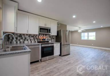 Main picture of 2331 Peachwood Cir NE