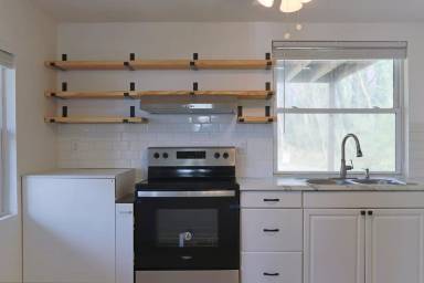 Main picture of 117 Moody Ave