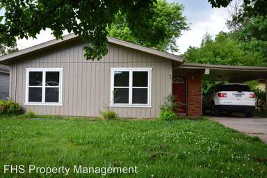 Main picture of 626 N Fulbright Ave
