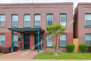 Main picture of 1800 - 1802 Parkwood Ave