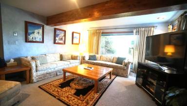 Main picture of 1048 Westview Dr