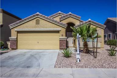Main picture of 5548 S 240th Dr