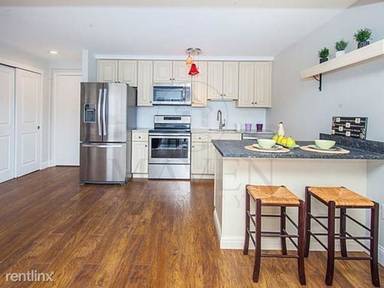 Main picture of 10 Roberts St