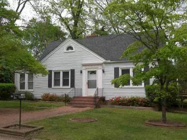 Main picture of 302 E Greene St