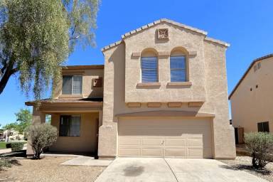 Main picture of 11742 Bellflower Blvd