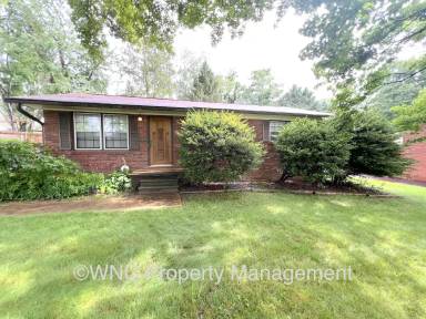 Main picture of 53 Tipperary Dr