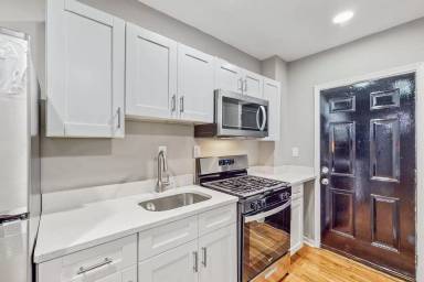 Main picture of 2726 Lauretta Ave