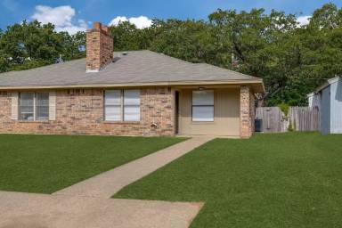 Main picture of 2538 Windy Pine Ln