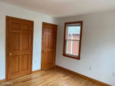 Main picture of 40 Colborne Rd