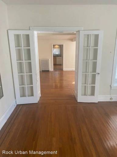 Main picture of 4515 Baker St