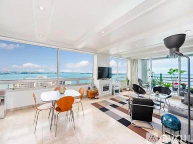 Main picture of The Palace Condo