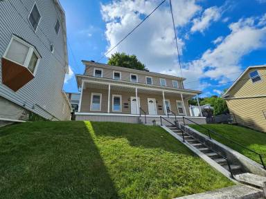 Main picture of 304 W Abbott St