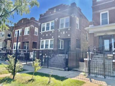 Main picture of 4343 W Hirsch St
