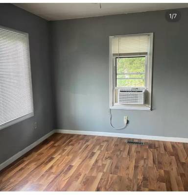 Main picture of N 15th St