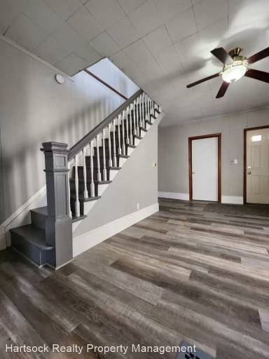 Main picture of 812 N Main St