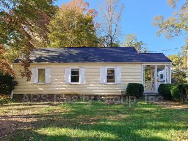 Main picture of 3654 Yale Ave