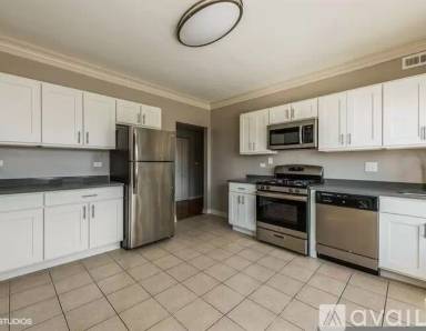 Main picture of 2409-11 N Ridgeway Ave & 3724 W Fullerton Ave
