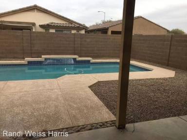 Main picture of 45318 W Applegate Rd