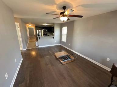 Main picture of 132 Cherry St