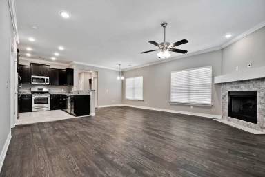 Main picture of 803 SW Oakshire Rd