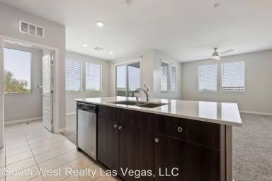 Main picture of 11238 Essence Point Ave