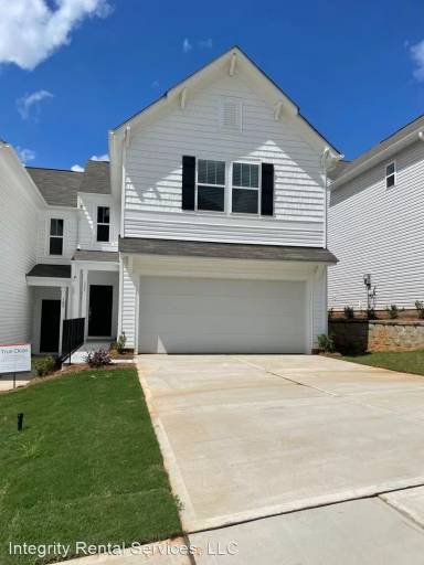 Main picture of 111 Luna Ln