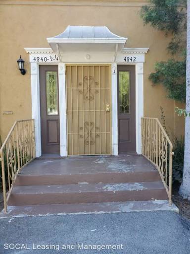 Main picture of 4842 W 18th St